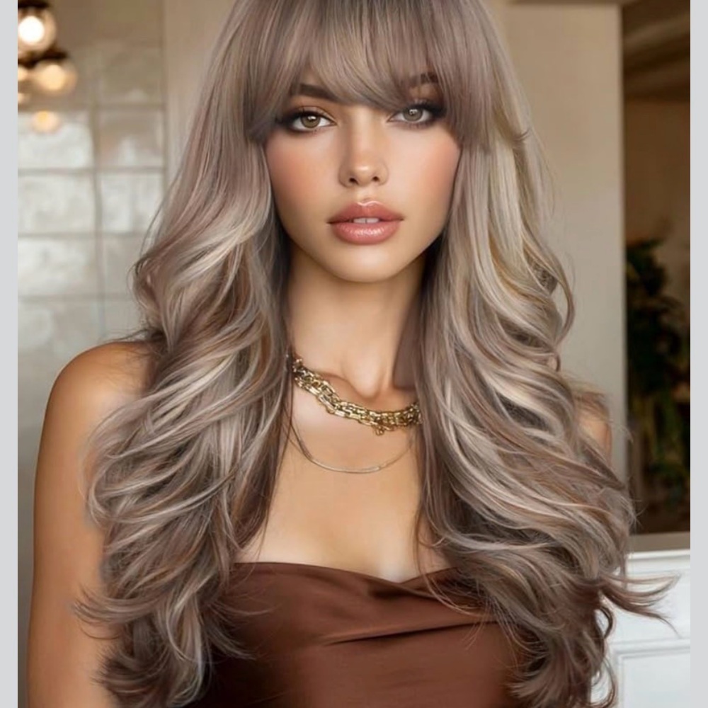 Elegant Ash Blonde Wig